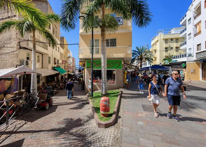 In Cristianos - Paulita Del Mar Arona (Tenerife)